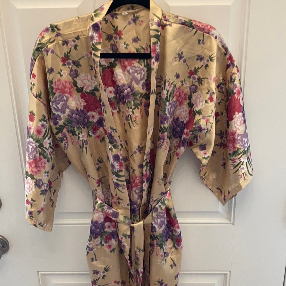 COVERUP / ROBE